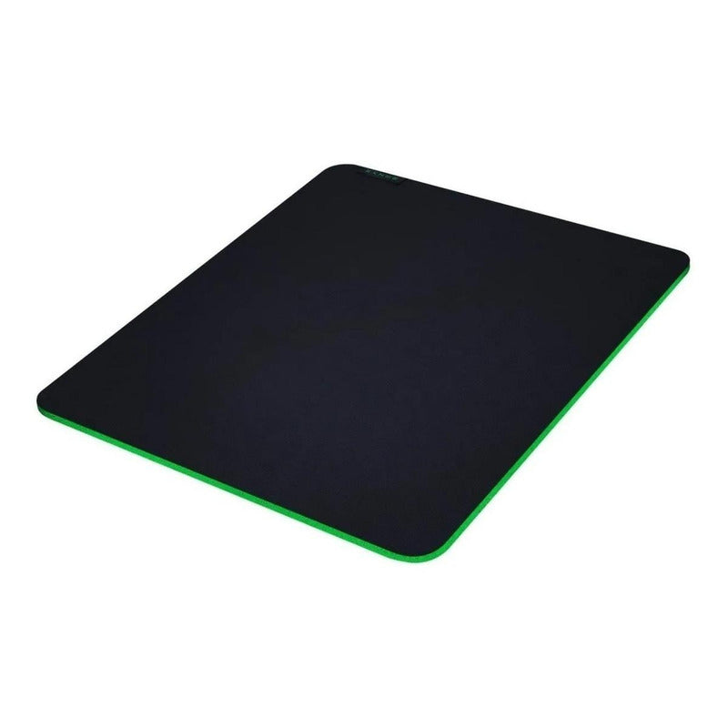 Mousepad Gamer Razer Gigantus V2 Mediano Suave Color Negro